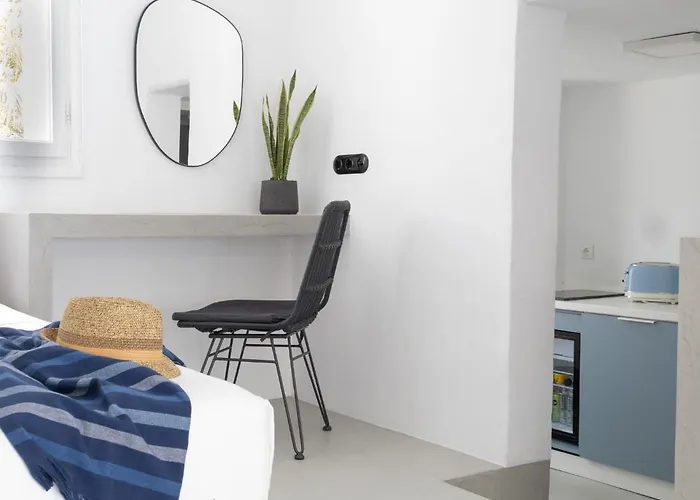 30Villa Rd Studio